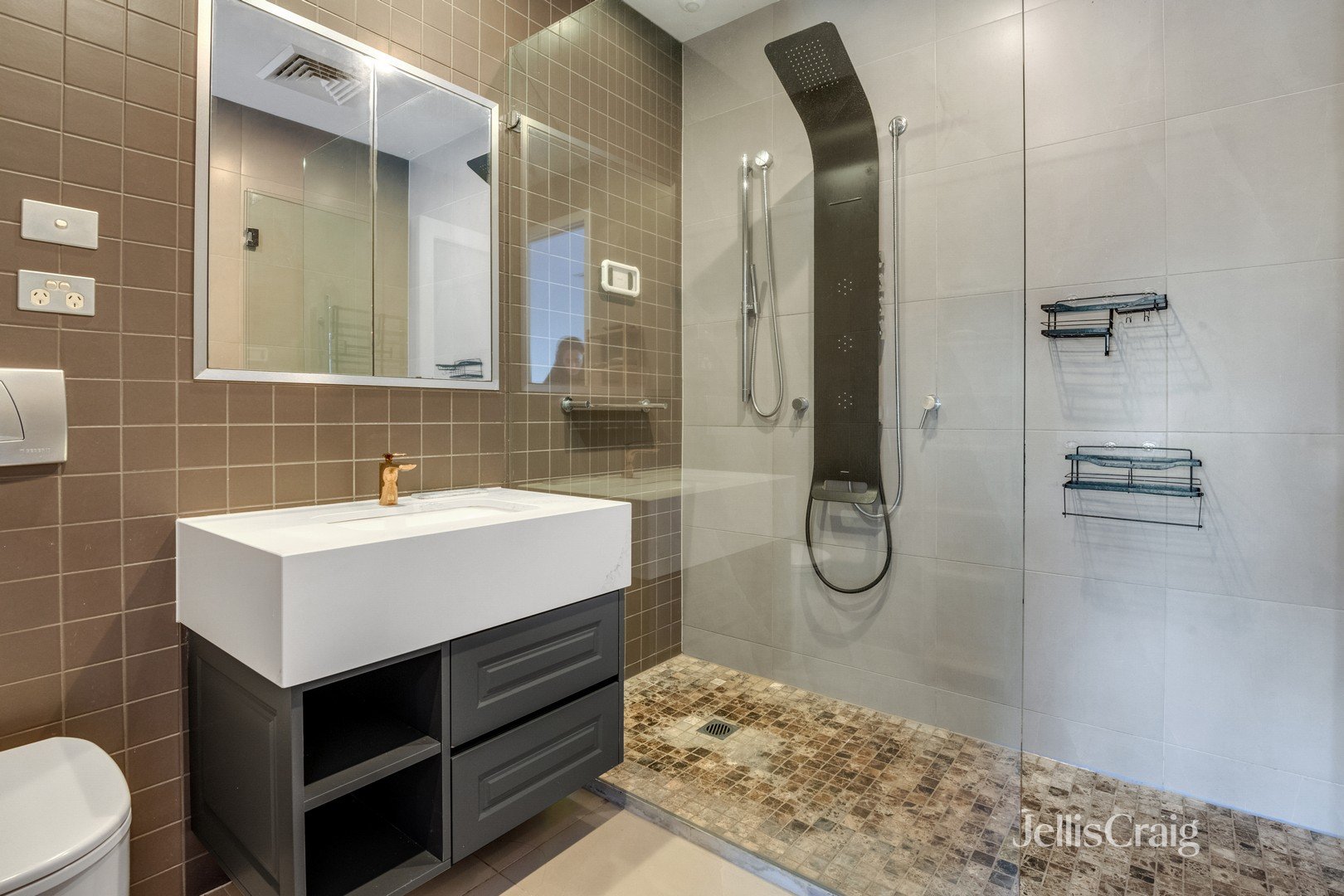 5 Skyline Drive, Maribyrnong image 12