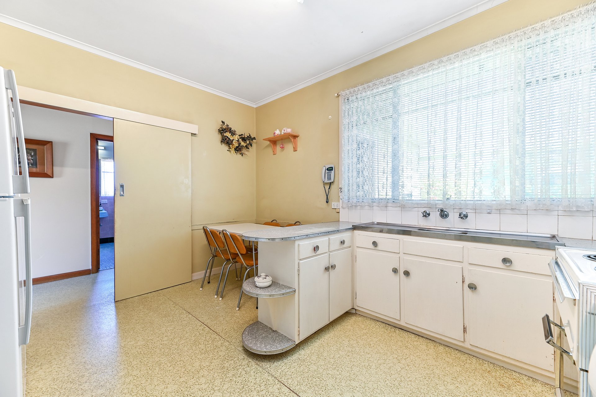 5 Smyth Street, Mount Waverley image 6