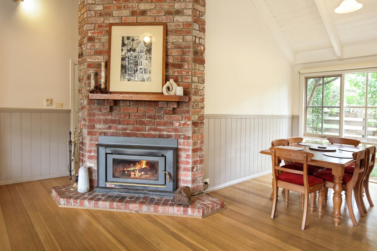 Property Gallery Thumbnail 3