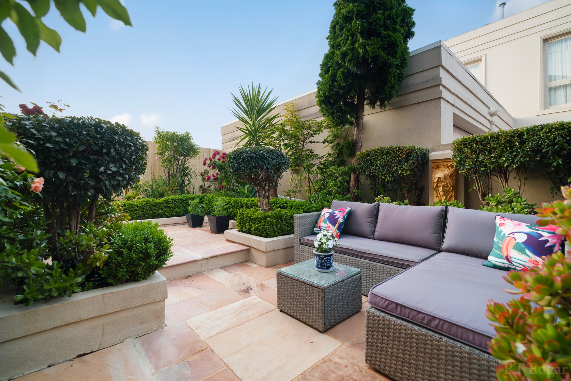 Property Gallery Thumbnail 11