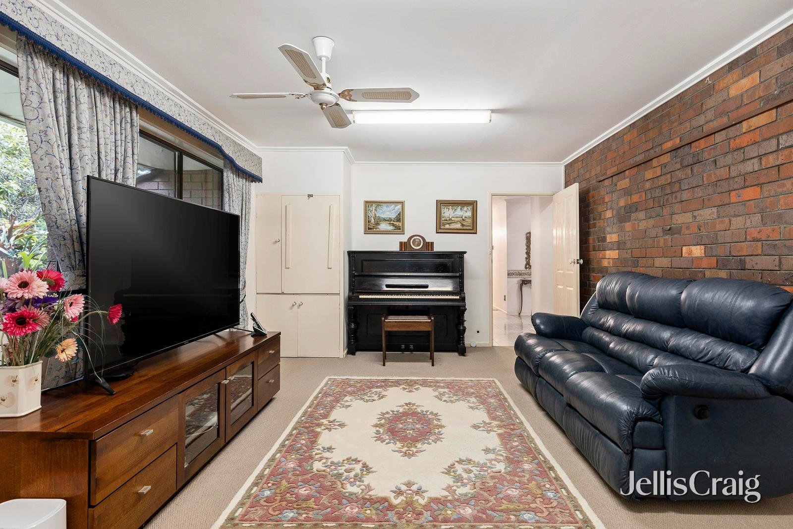 5 Sowter Court, Donvale image 8