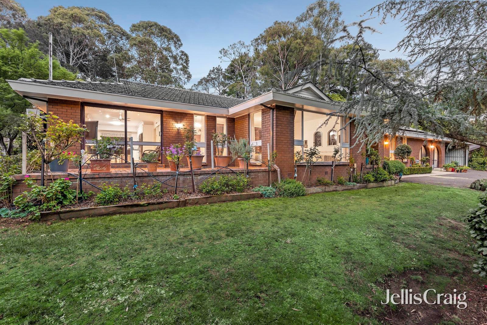 5 Sowter Court, Donvale image 14