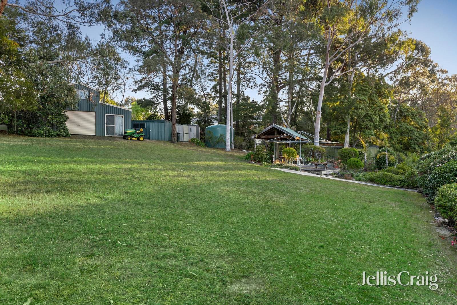 5 Sowter Court, Donvale image 15