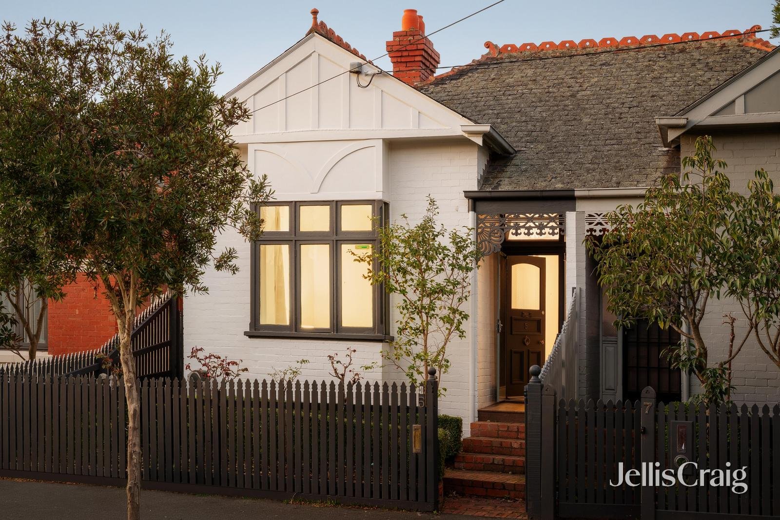 5 Stanhope Street, Armadale image 1