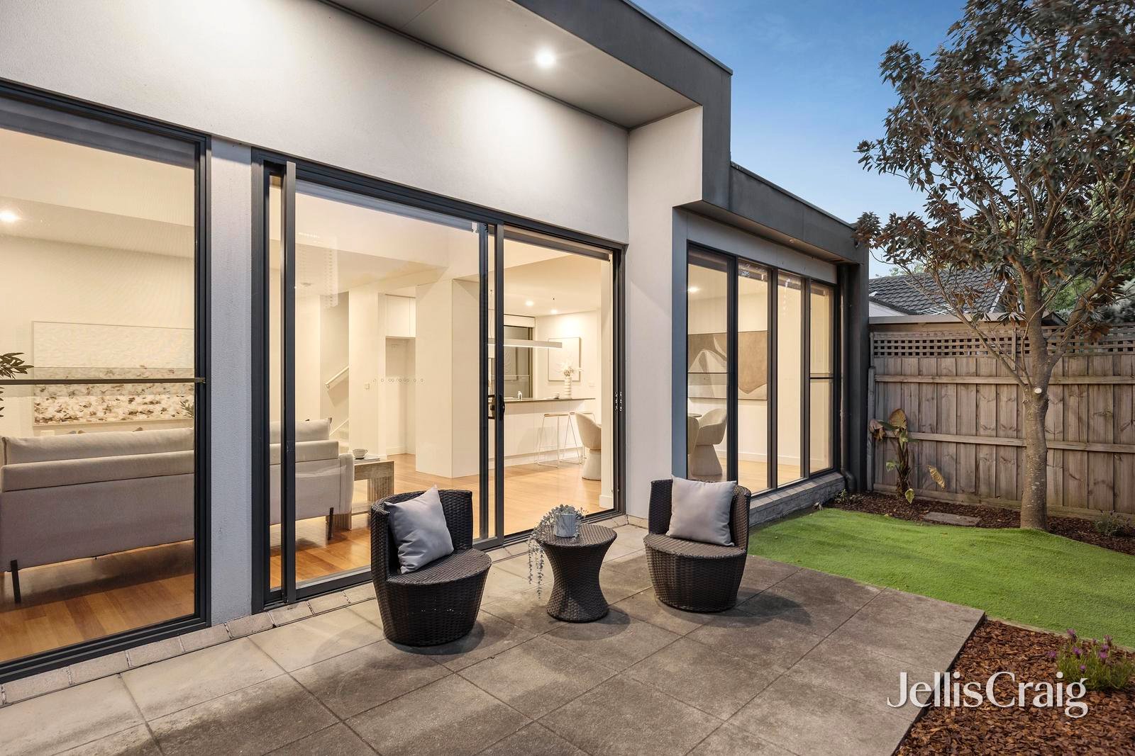 5 Station Walk, Box&nbsp;Hill image 14