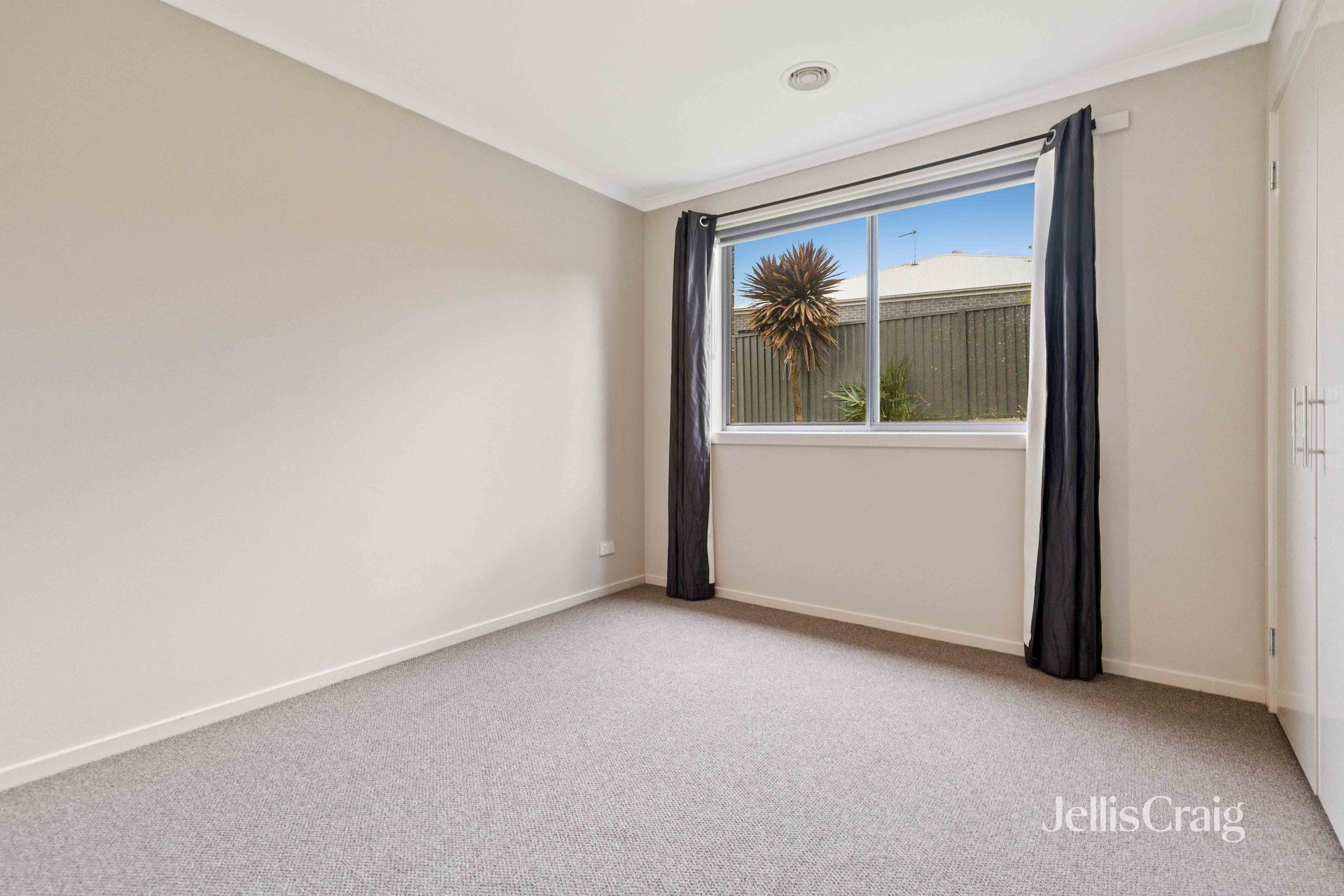 5 Steffen Close, Ballarat East image 6