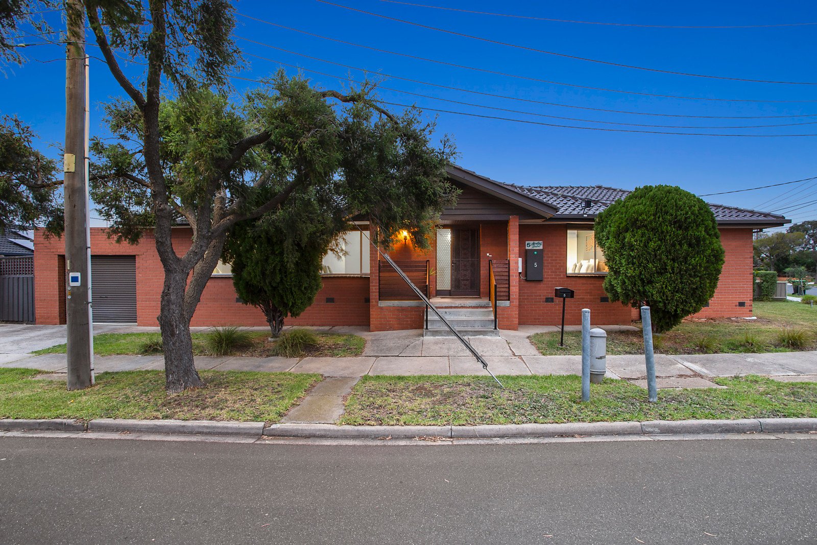 5 Sterling Drive, Keilor East VIC 3033