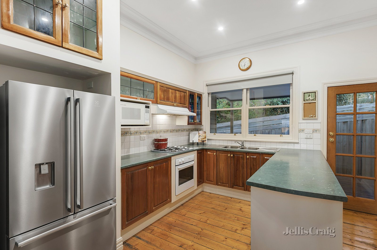 5 Steven Street, Hurstbridge image 2