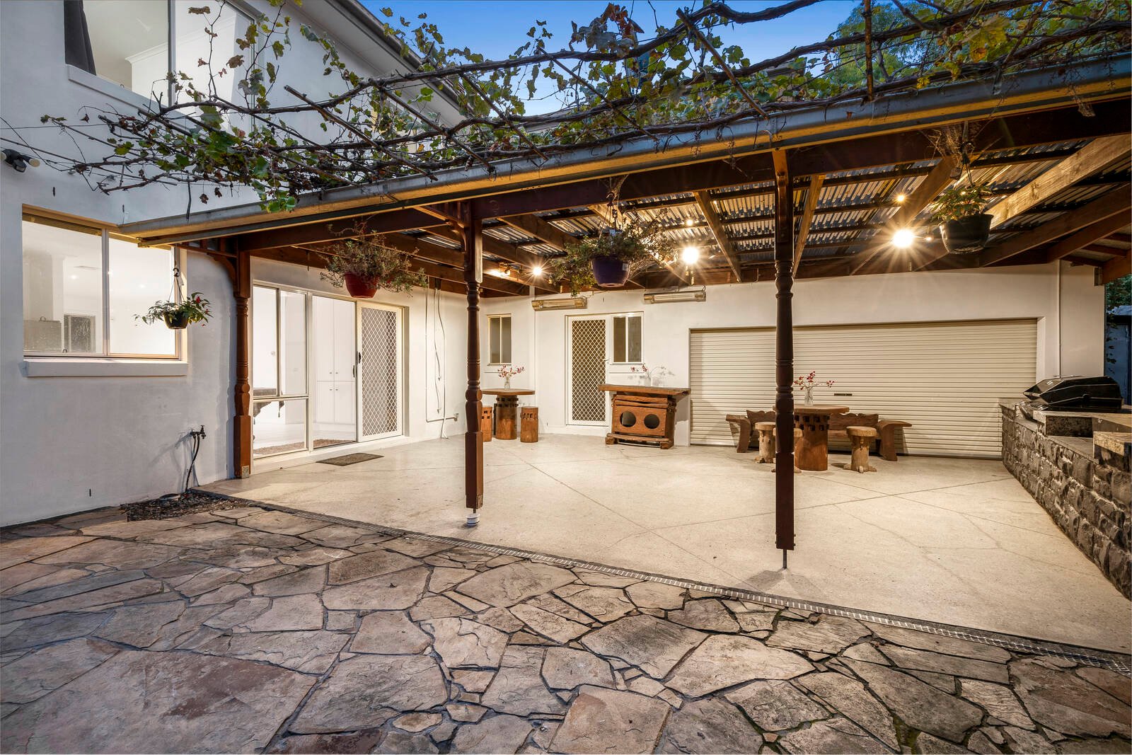 Property Gallery Thumbnail 9