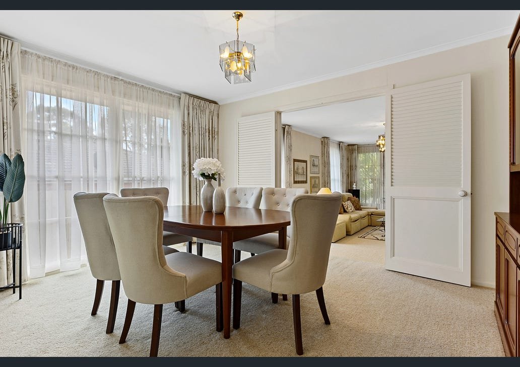 5 Sunnybrook Drive, Wheelers Hill image 3