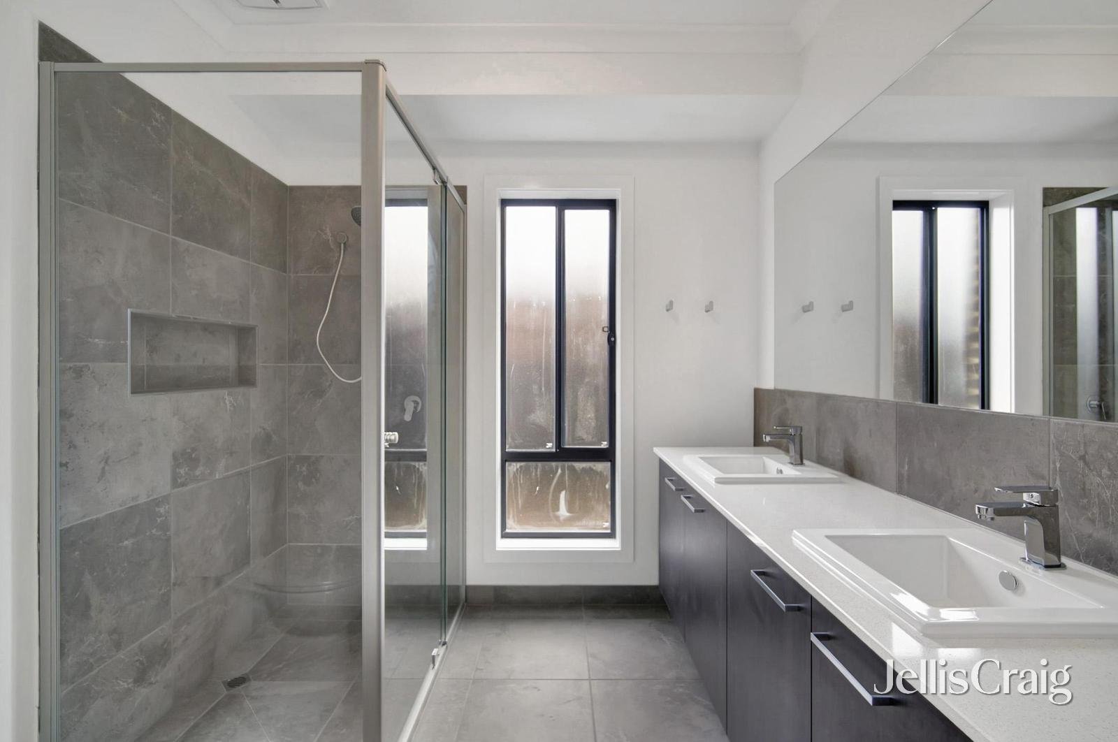 5 Swallow Street, Winter&nbsp;Valley image 3