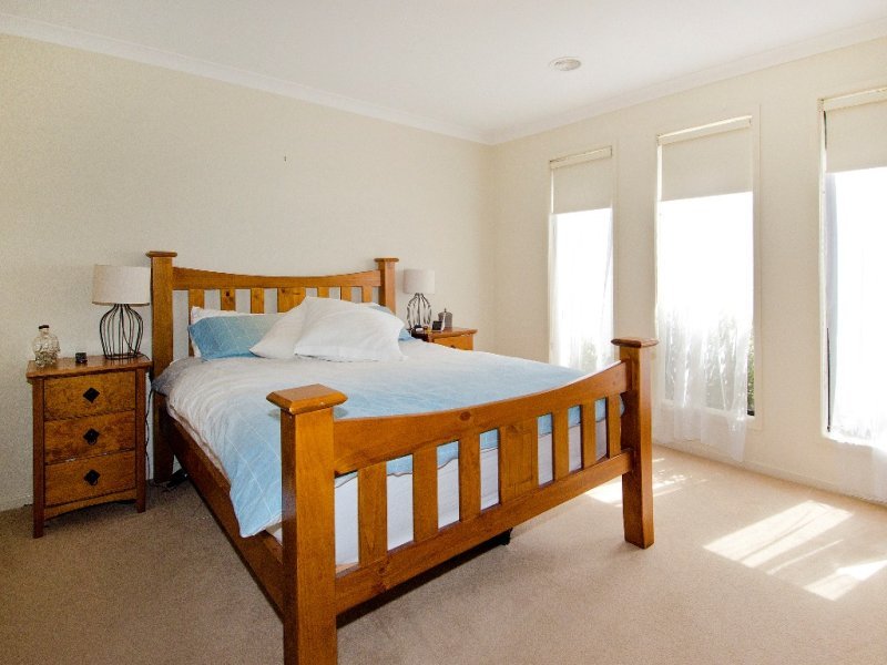 5 Swamphen Drive, Leopold image 6