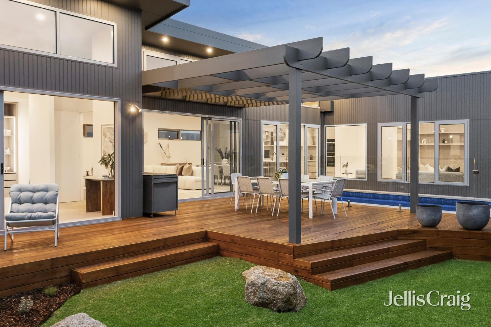 5 Tarakan Street, Sorrento image 15