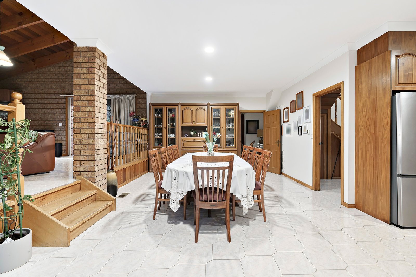 Property Gallery Thumbnail 6