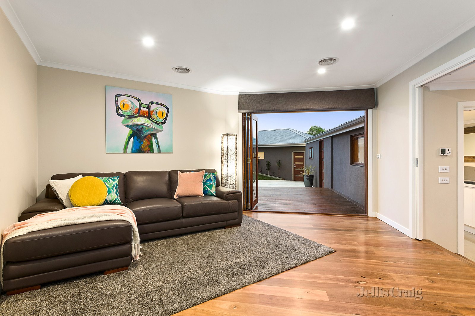 5 Thaxted Court, Watsonia North image 6