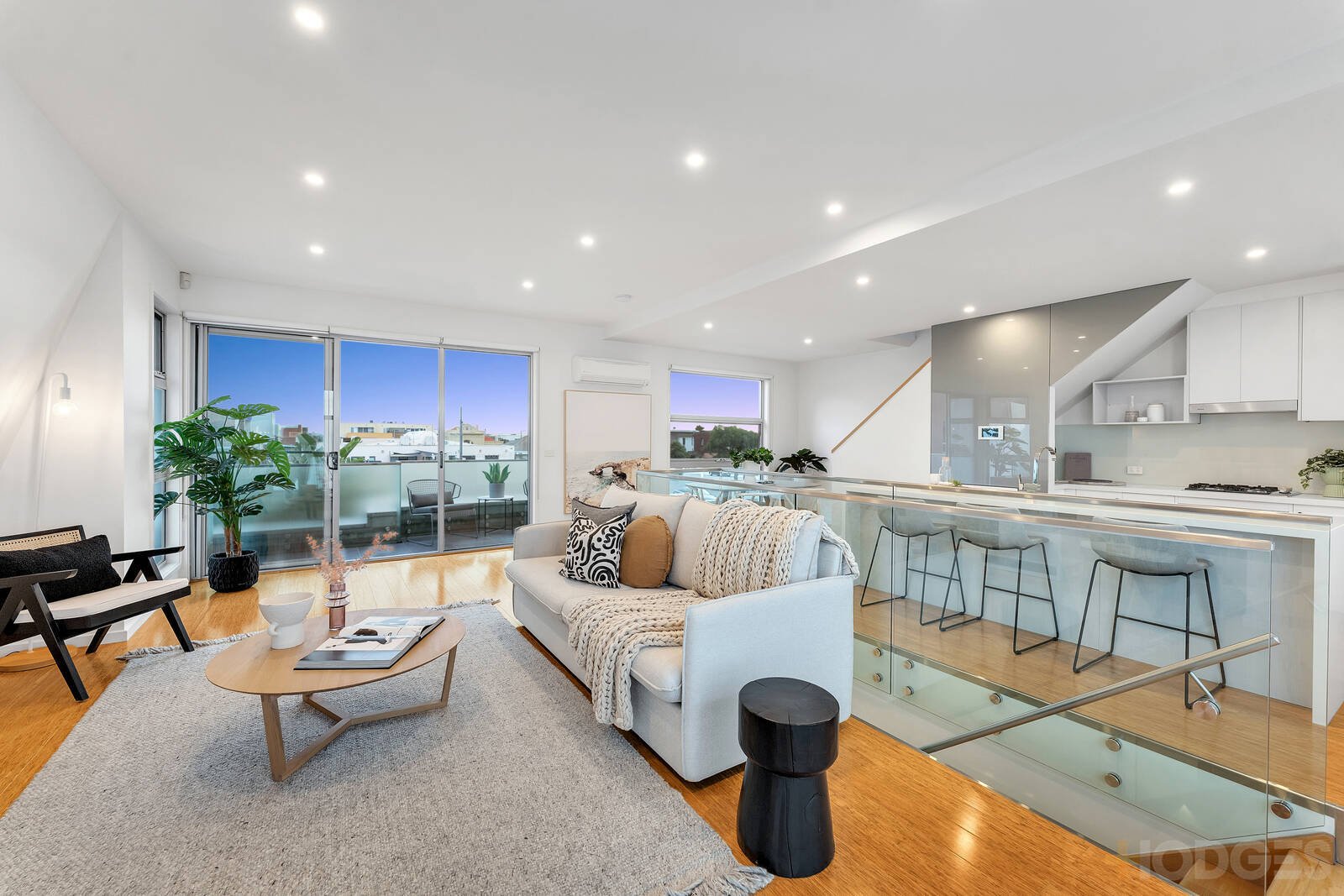 5 The Beachway  Chelsea