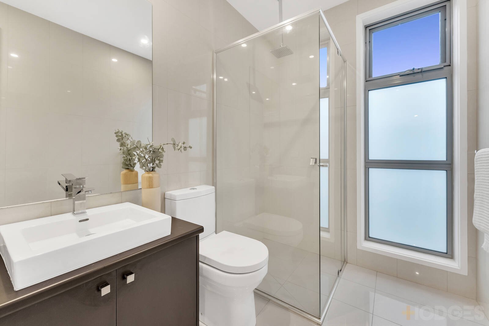 5 The Beachway  Chelsea