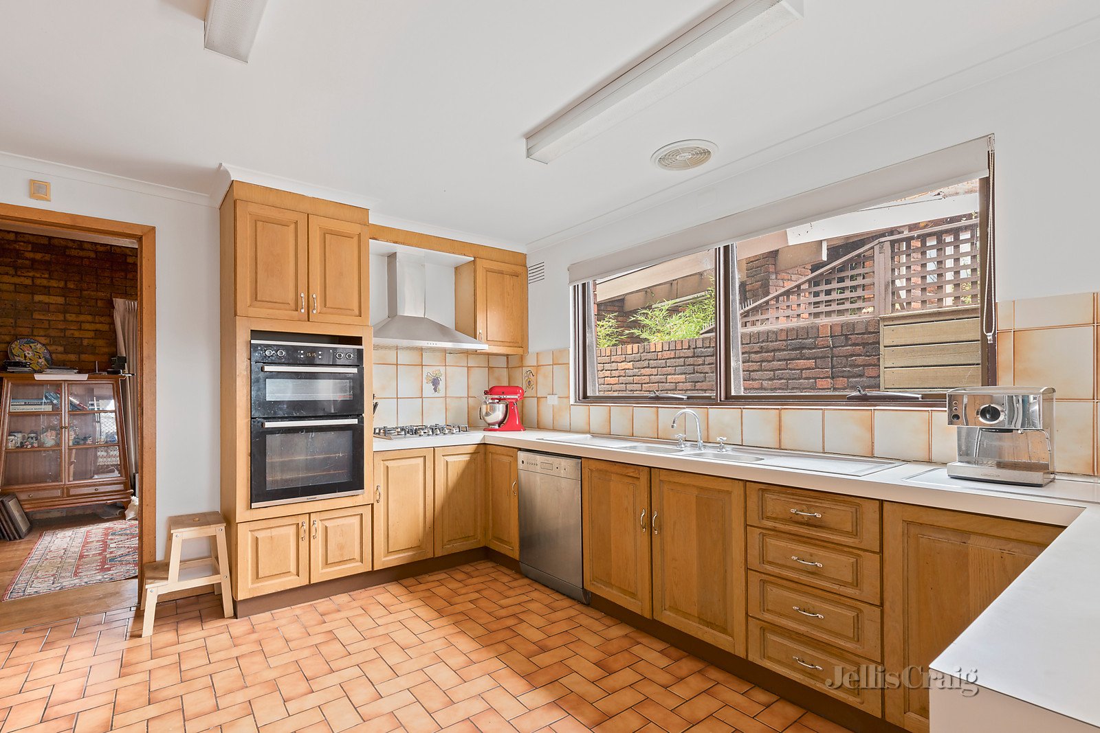 5 Thomson Drive, Rosanna image 4