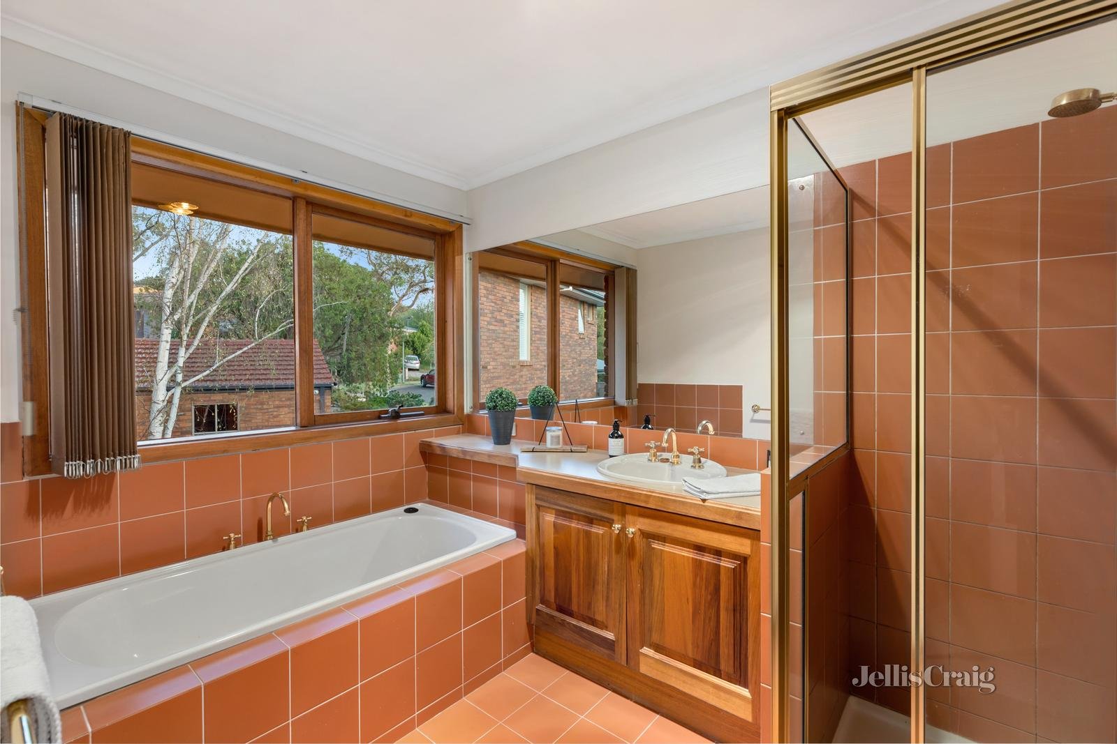 5 Thorncombe Walk, Doncaster East image 8