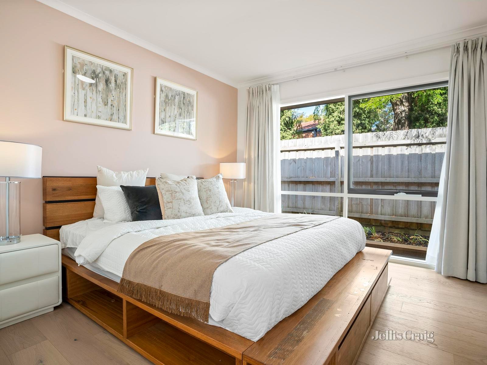 5 Thorncombe Walk, Doncaster East image 16