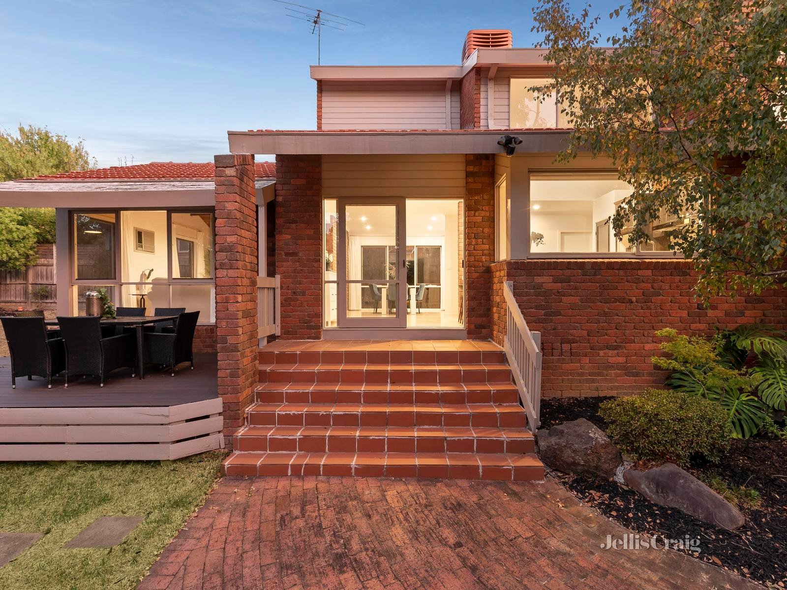 5 Thorncombe Walk, Doncaster East image 19