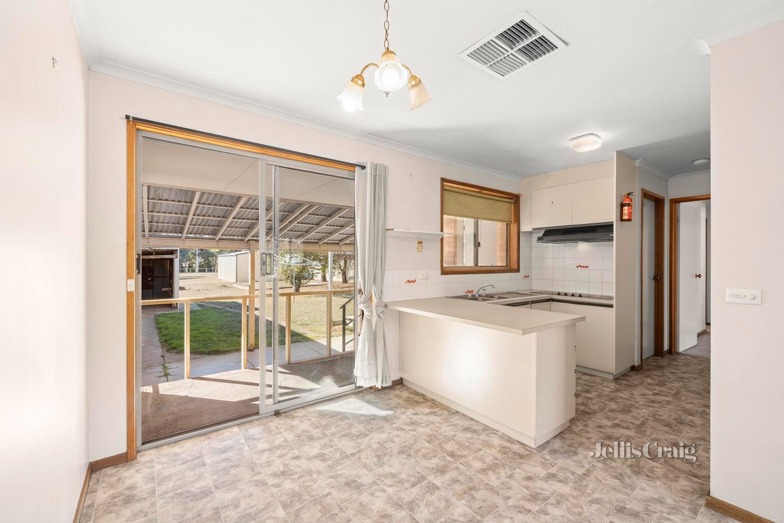 5 Tivey Street, Newstead image 4