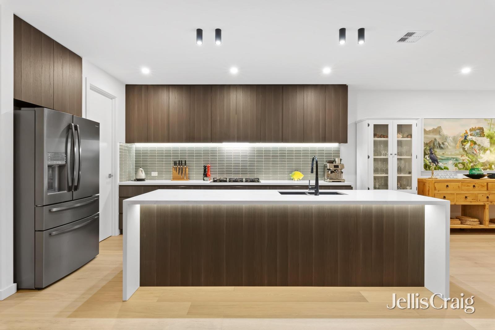 5 Toronto Avenue, Doncaster image 3