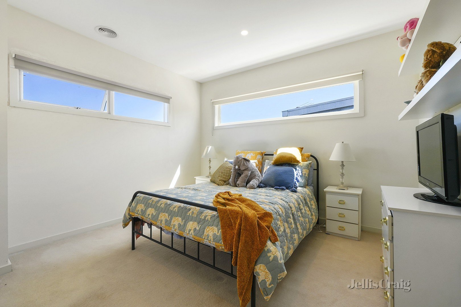 5 Treeby Boulevard, Mordialloc image 6