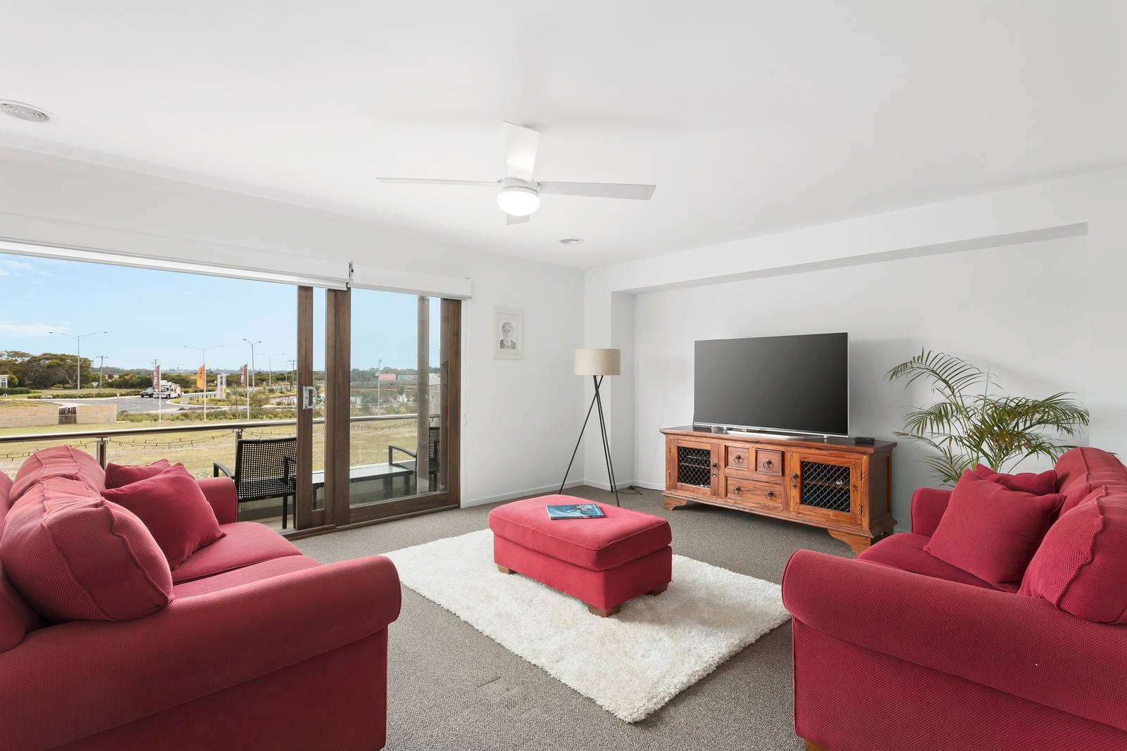 Property Gallery Thumbnail 4