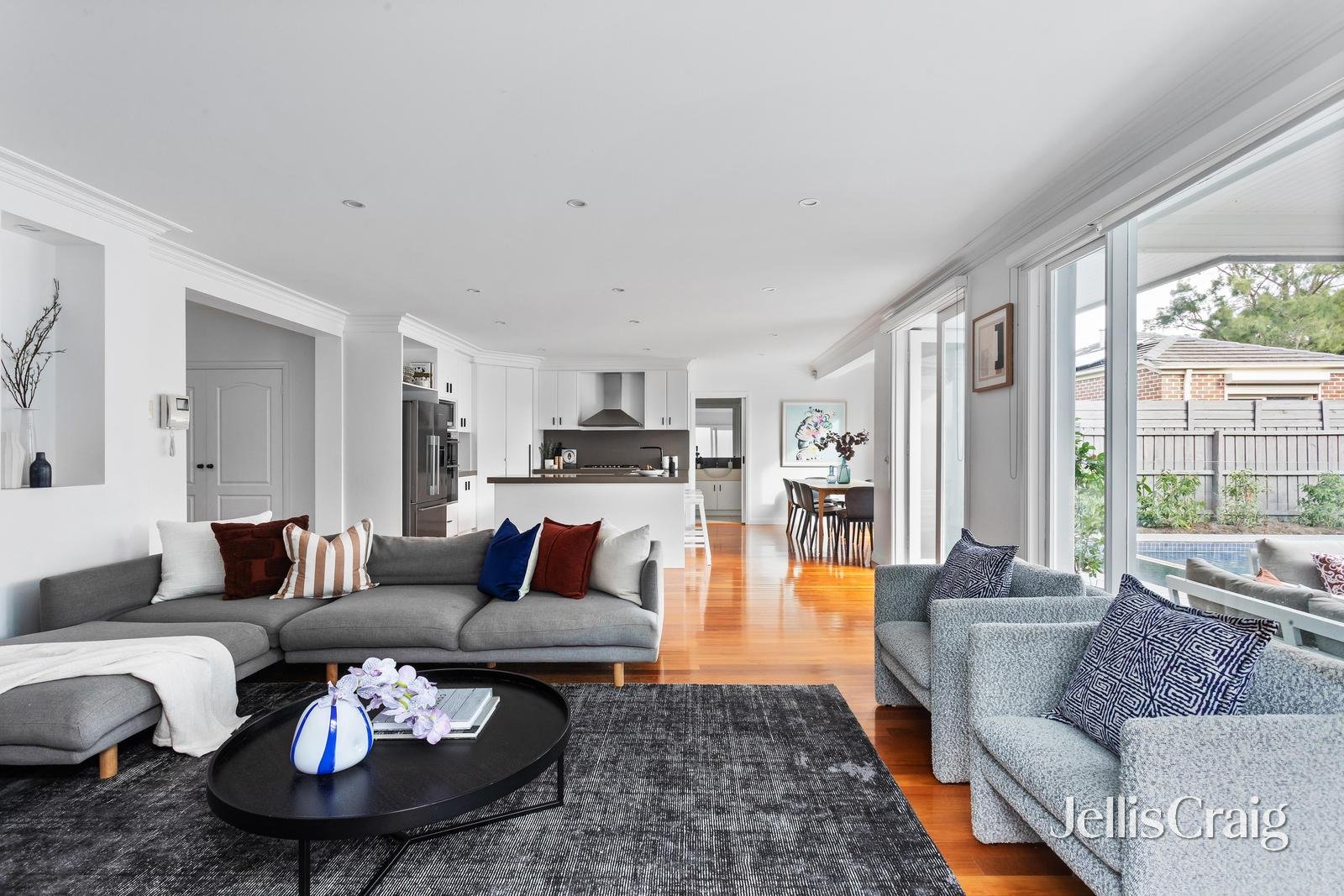 5 Twisden Road, Bentleigh image 8
