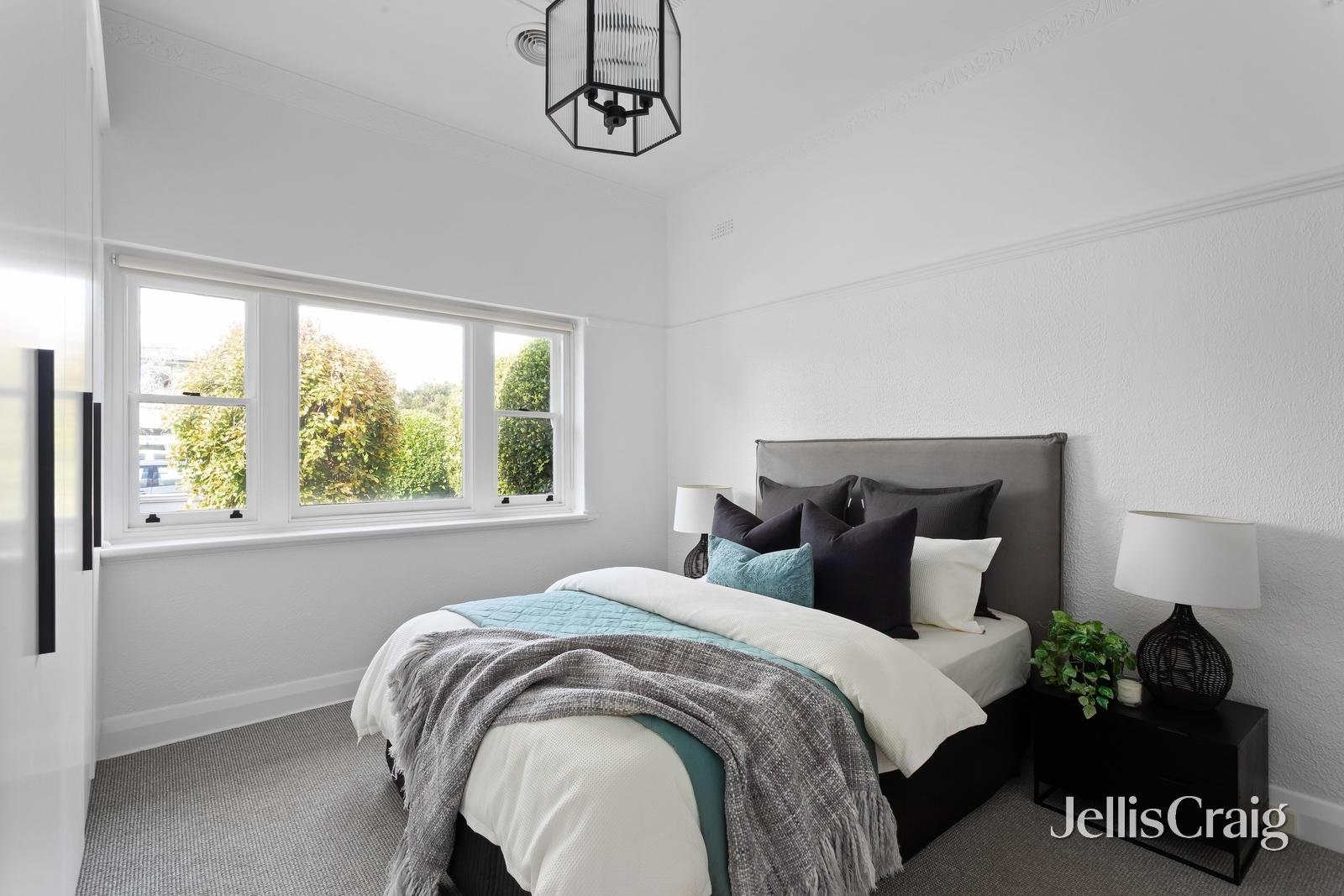 5 Twisden Road, Bentleigh image 12