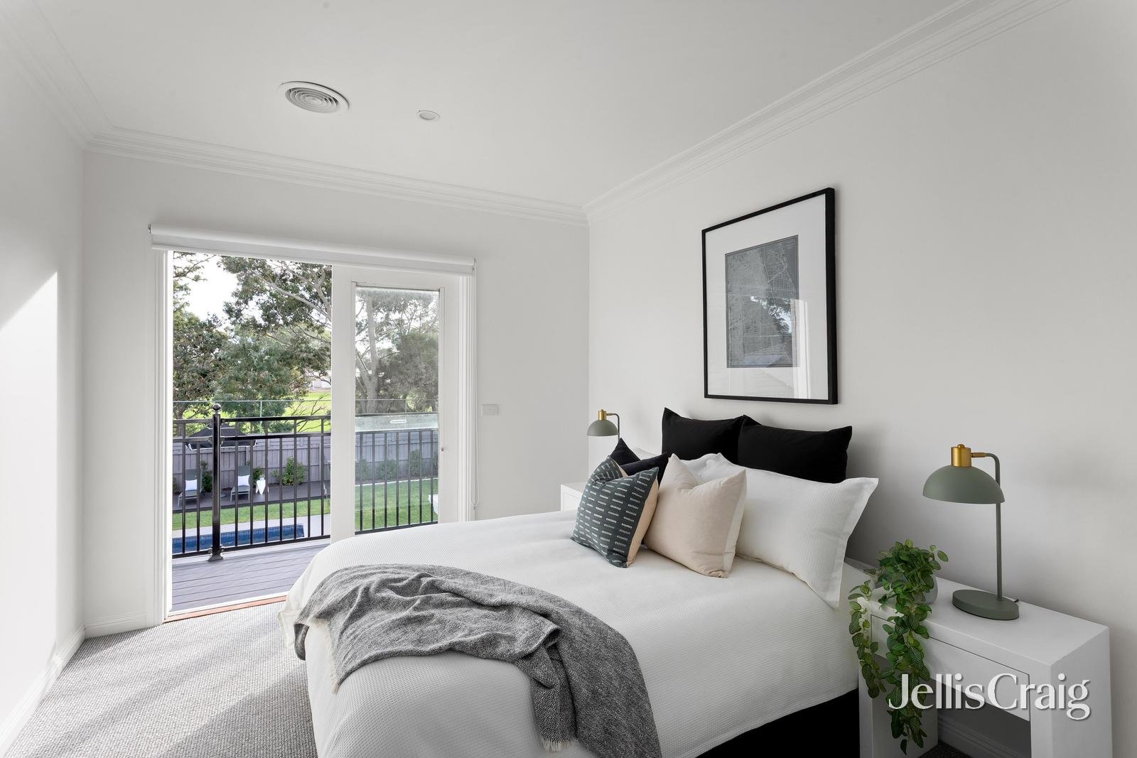 5 Twisden Road, Bentleigh image 13