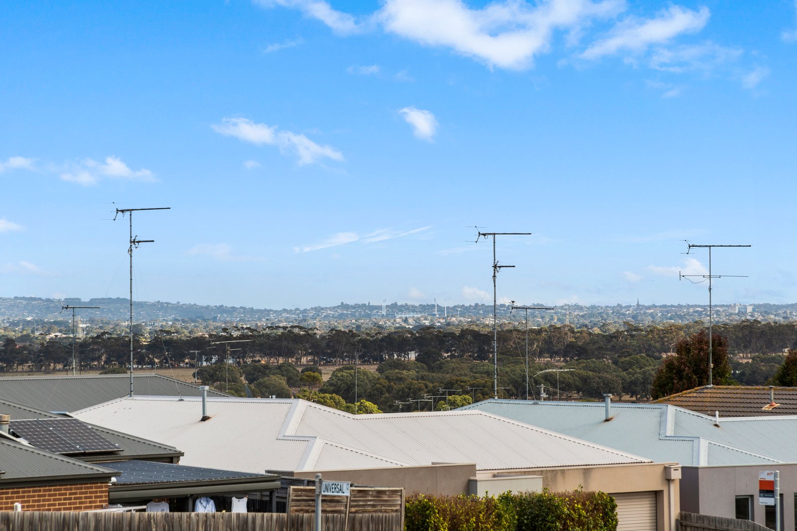 Property Gallery Thumbnail 8