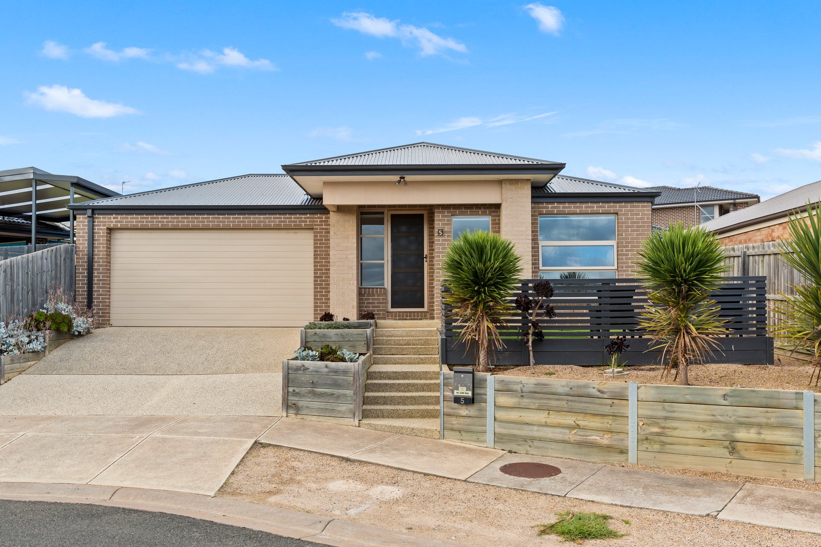 Property Gallery - Main Image