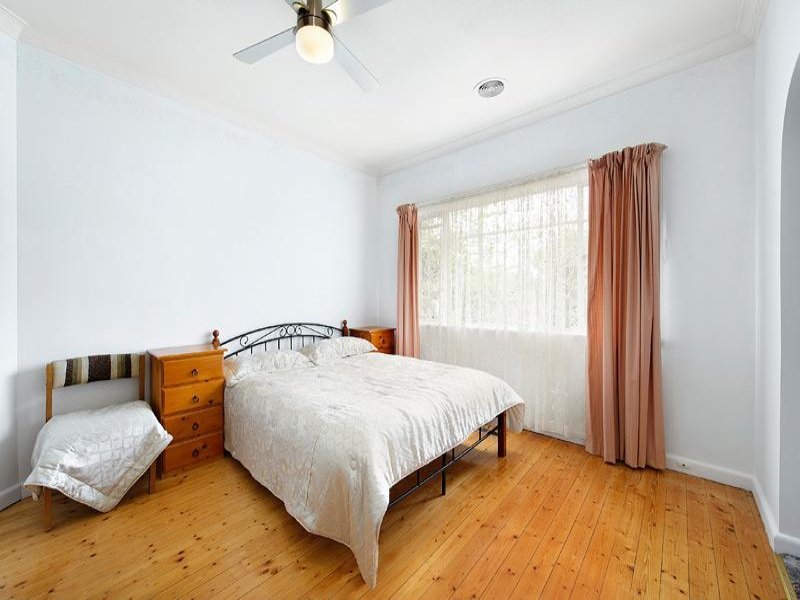 5 Venice Street, Box Hill South image 6