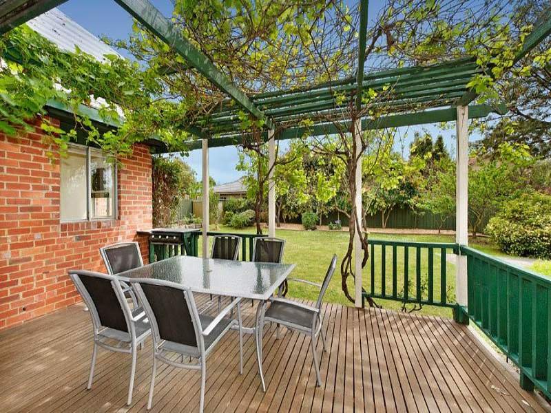 5 Venice Street, Box Hill South image 9