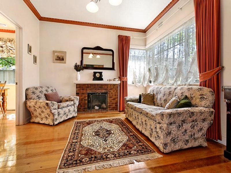 5 Venice Street, Box Hill South image 2