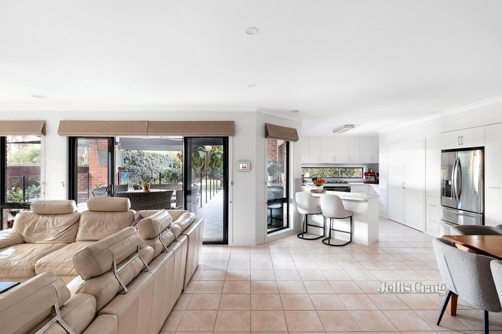 5 Viola Close, Greensborough image 4