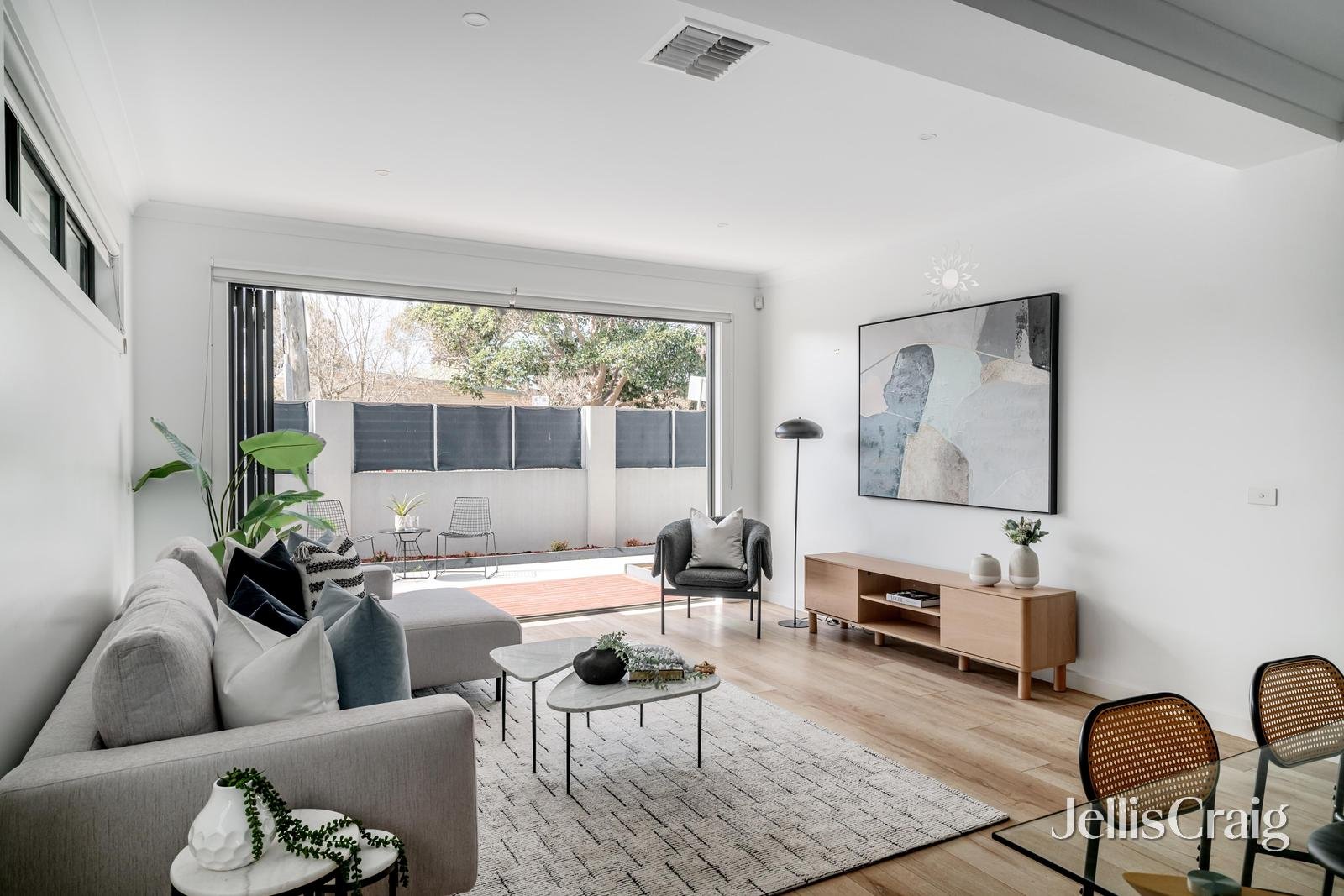 5 Walnut Street, Ormond image 2
