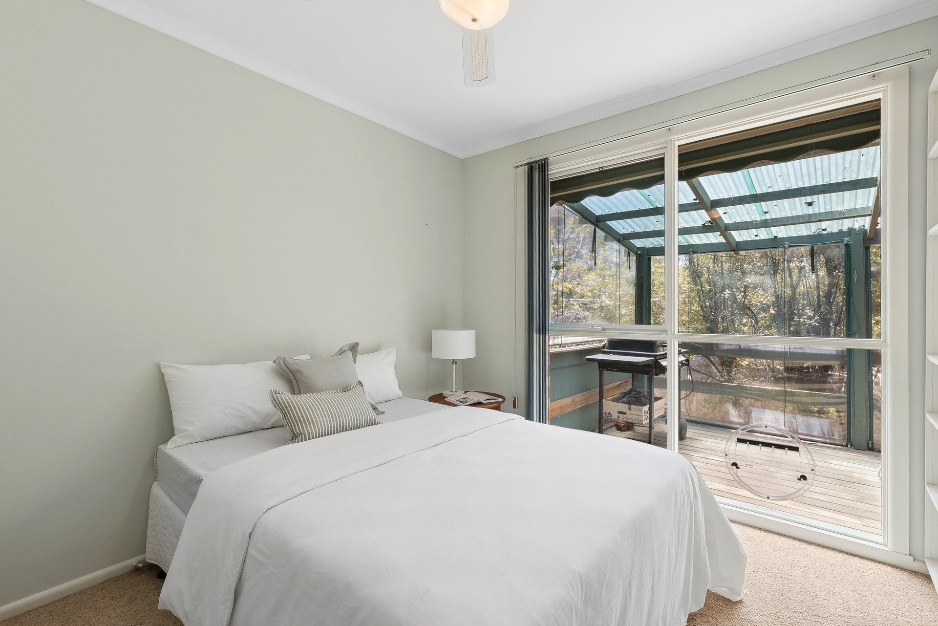 Property Gallery Thumbnail 9