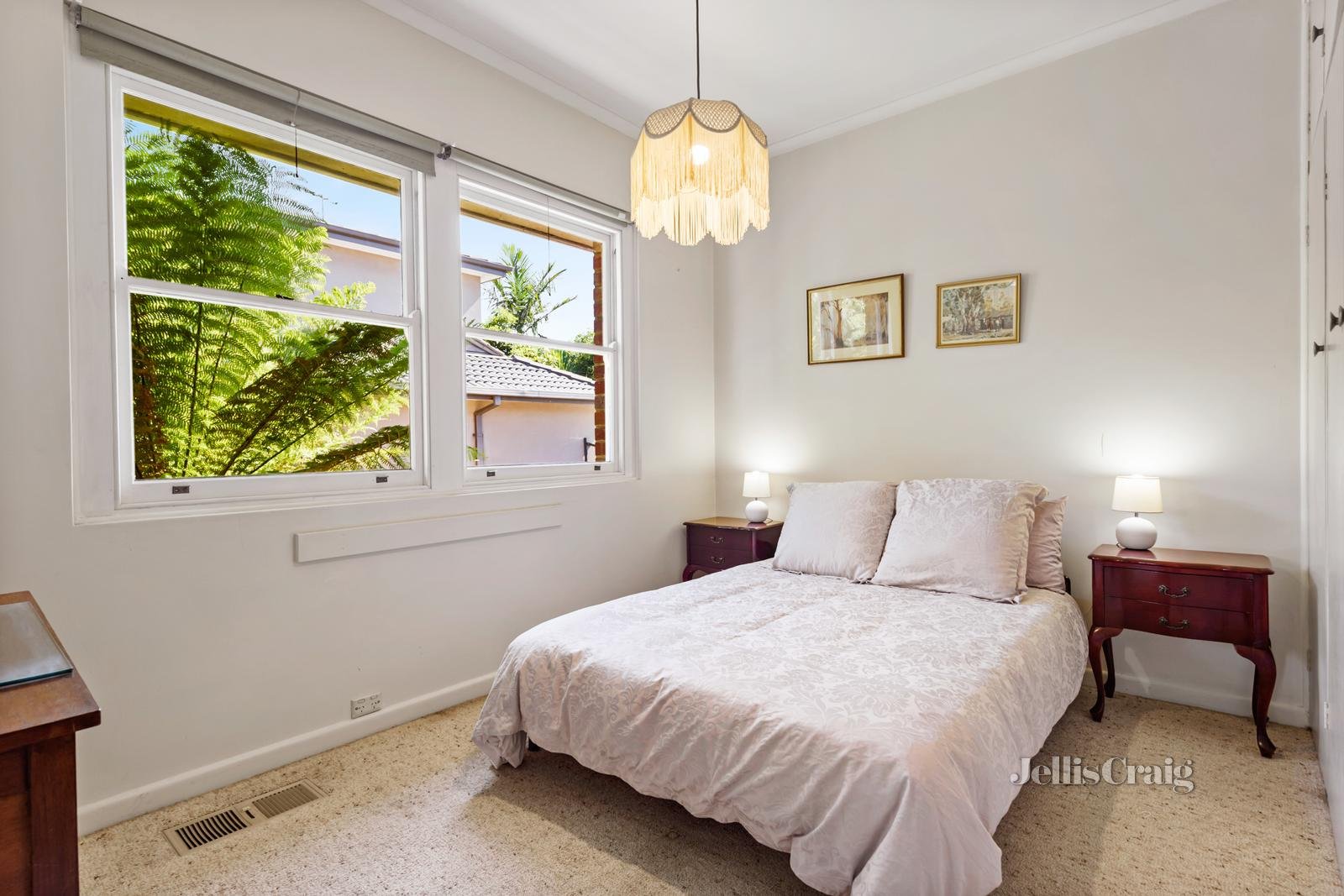 5 Watsons Road, Glen Waverley image 9