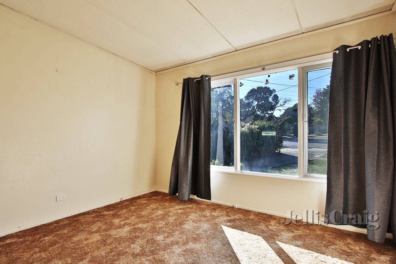 5 Wattle Grove, Mulgrave image 8