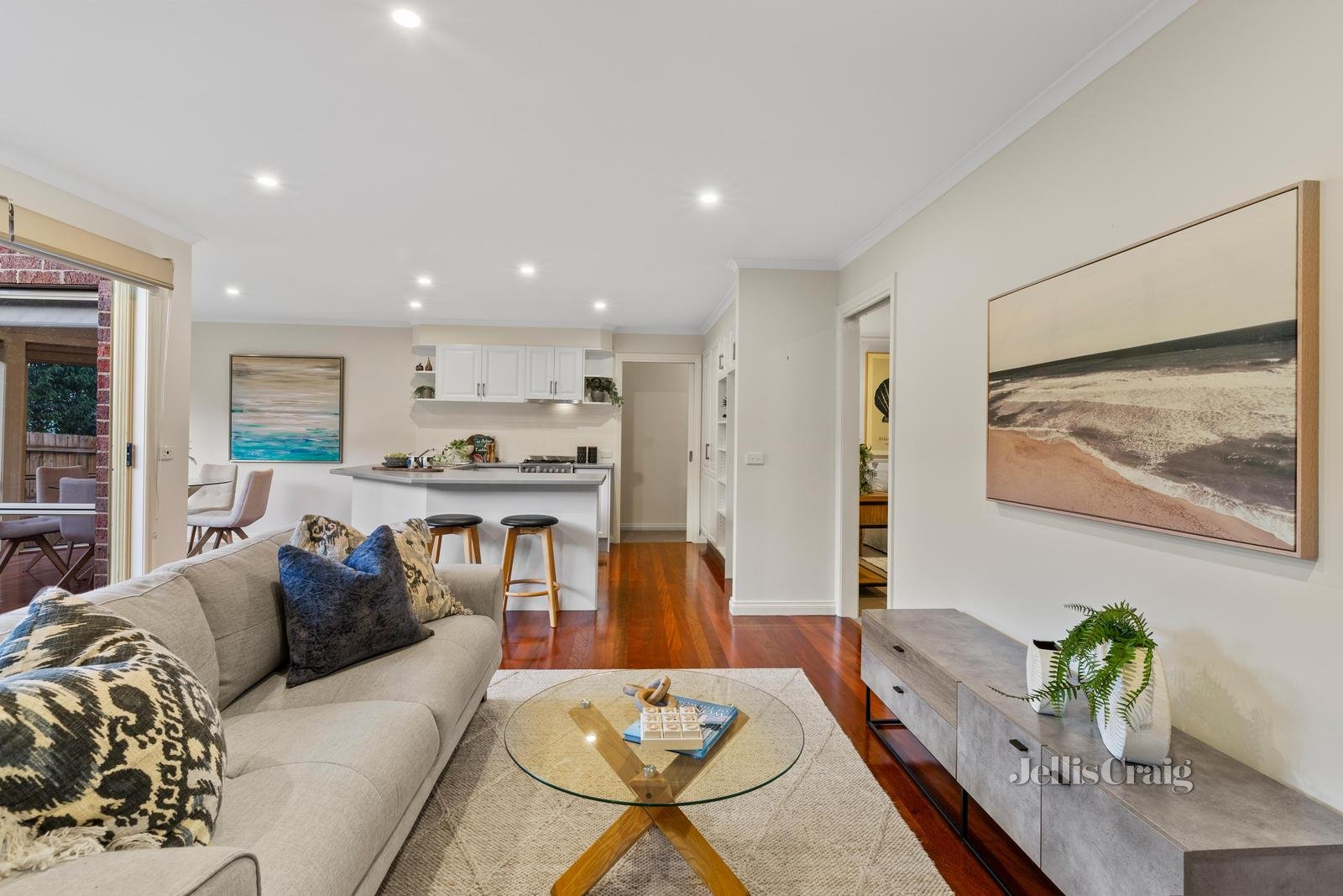 5 Wesley Court, Croydon image 4