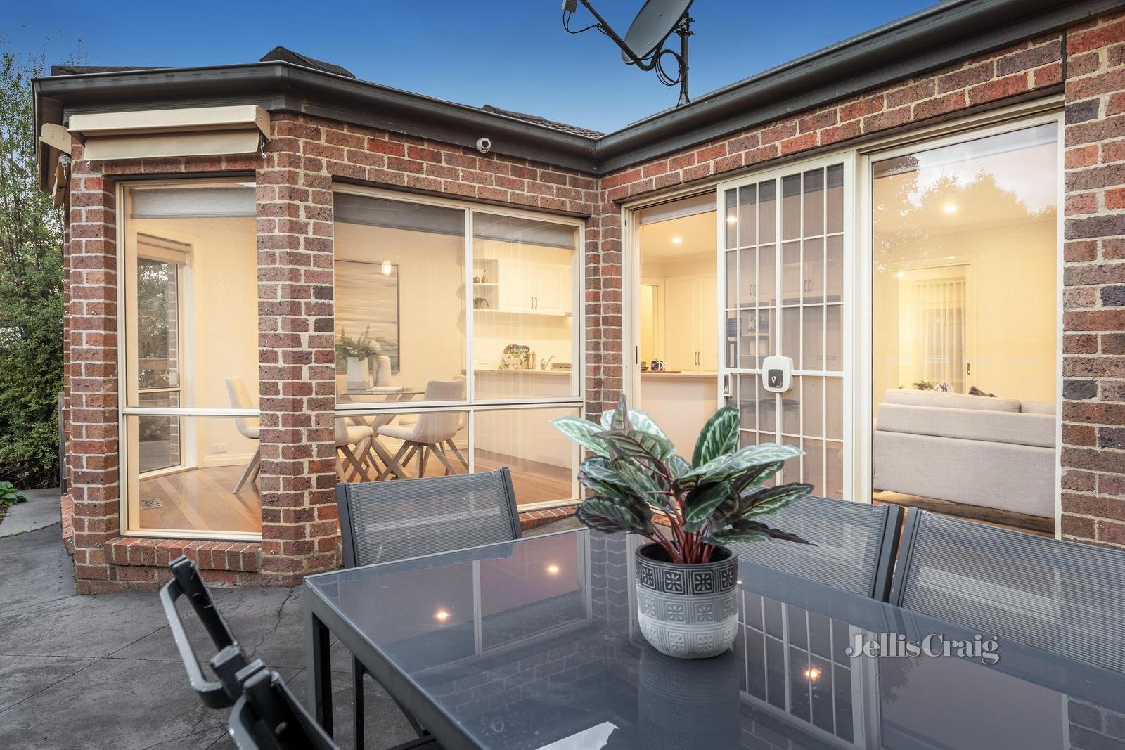 5 Wesley Court, Croydon image 11