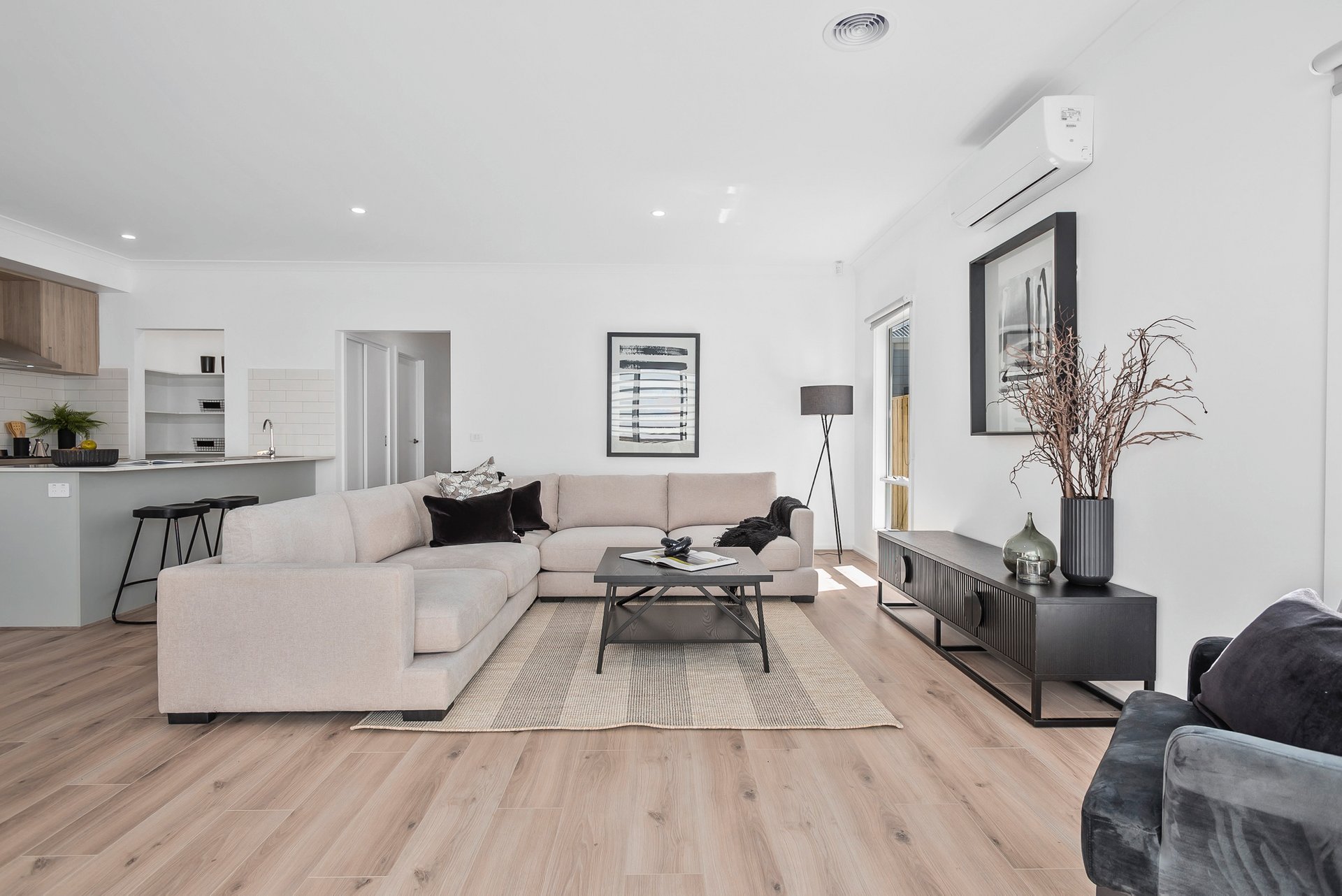 Property Gallery Thumbnail 2