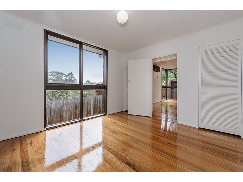 5 Willow Street, Box Hill North image 4