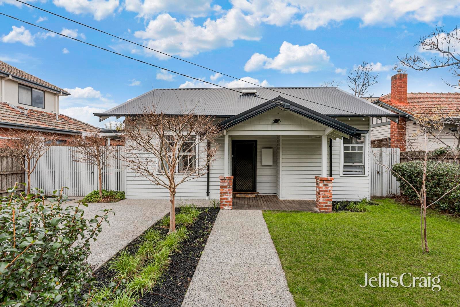 5 Windsor Avenue, Strathmore image 1