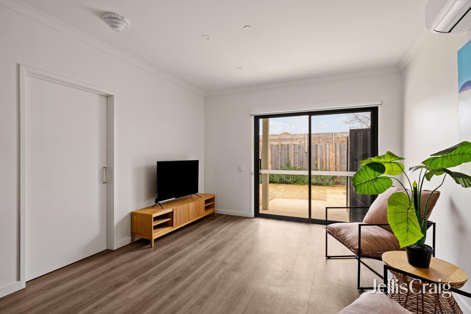 5 Windsor Place, Melton&nbsp;West image 6