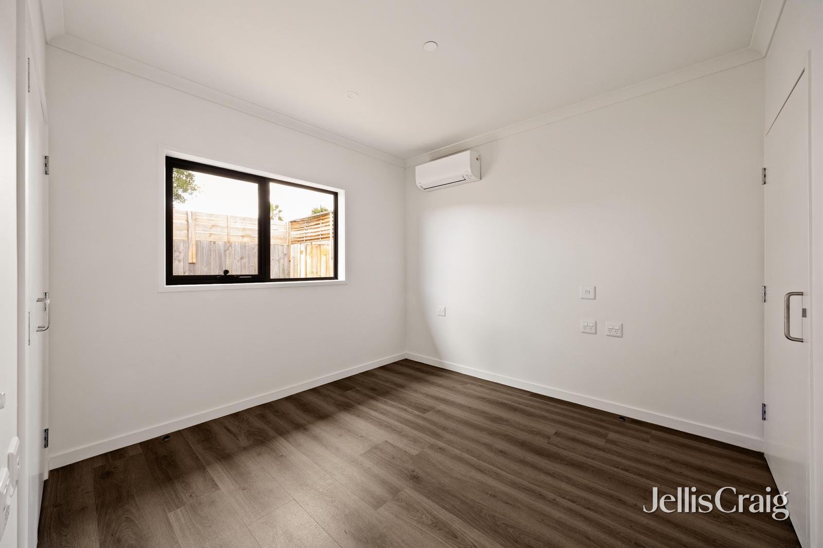 5 Windsor Place, Melton&nbsp;West image 15