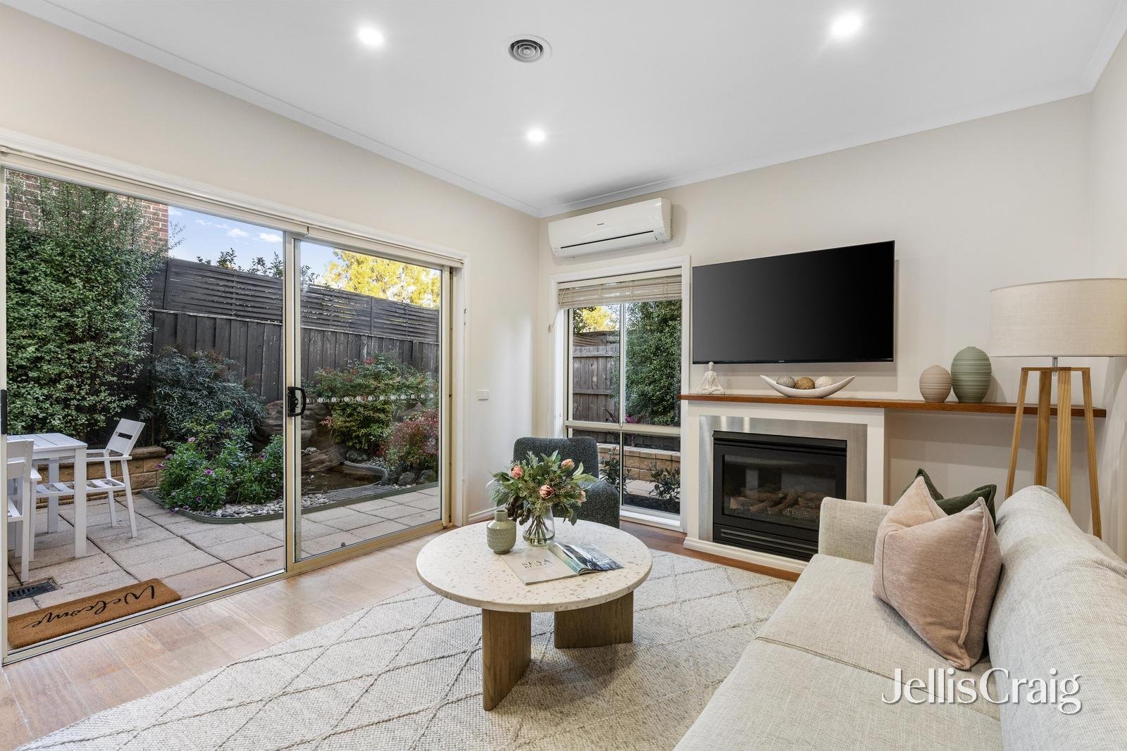 5 Winter Way, Glen Waverley image 6